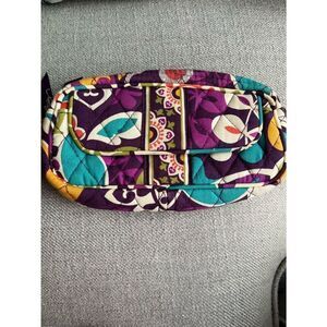 ‎Vera Bradley 7.5x4.5 inch zipper pouch
